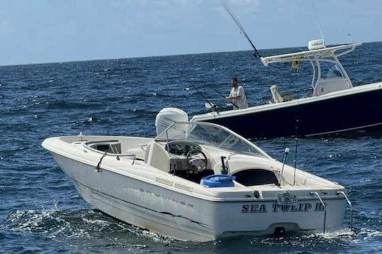 Coast Guard Swiftly Rescues Four Boaters Off Anna Maria Island Shoreline