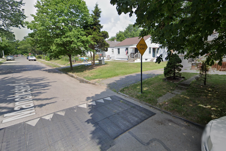 Columbus Police Investigate Late-Night Shooting on Manchester Avenue, Victim Declines Hospital Care