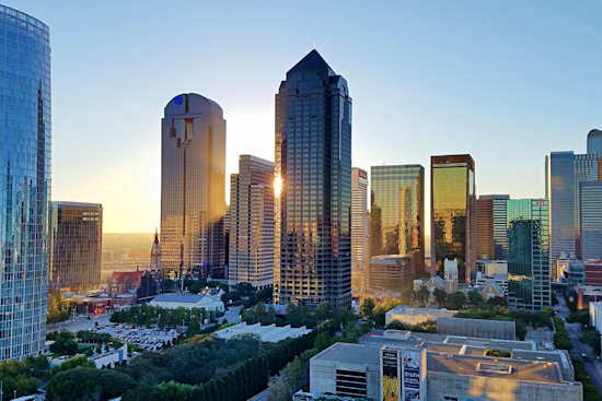 Dallas Braces for Sweltering Week with Temperatures Approaching Mid-90s, Slight Chance of Thunderstorms