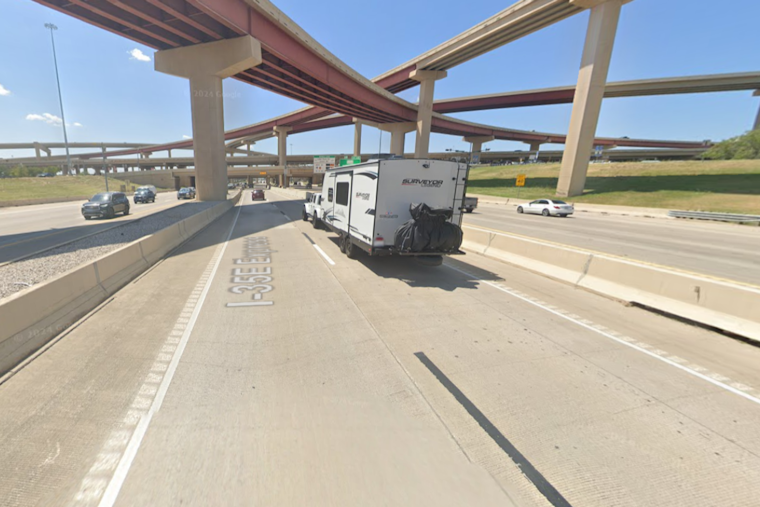 Dallas Police Chase on IH-35 Leads to Gunfire and Suspect's Death, Temporarily Closes Highway