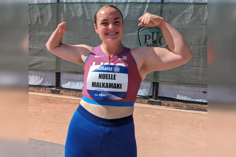 DePaul Alum Noelle Malkamaki Shatters World Record at Paralympic Games in Paris