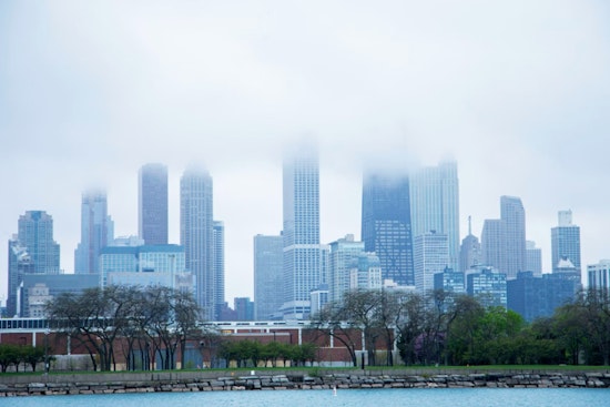 Detroit Commuters Advised to Plan for Morning Fog Today, Sunny Days Ahead