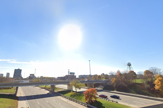 Detroit Embraces Sunny Autumn Days with Moderate Evenings, National Weather Service Forecasts Clear Skies Ahead