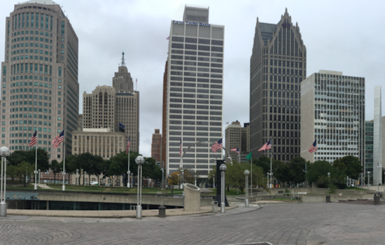 Detroit's Week Ahead: Clouds and Showers with Temperate Highs in the Mid-70s