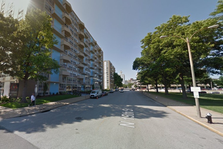 Downtown Disturbance as St. Louis Police Seek Witnesses After 22-Year-Old Man is Robbed at Gunpoint on North 15th Street