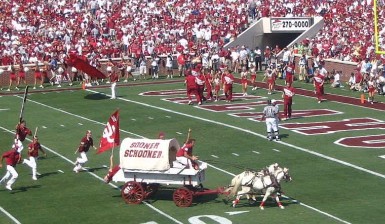 Dual-Threat Quarterback Jackson Arnold Leads No. 15 Oklahoma to Victory Over Tulane 34-19