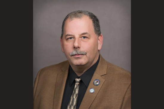 Eastlake Mayor David Spotton Resigns Amidst Controversy and City Council Criticism