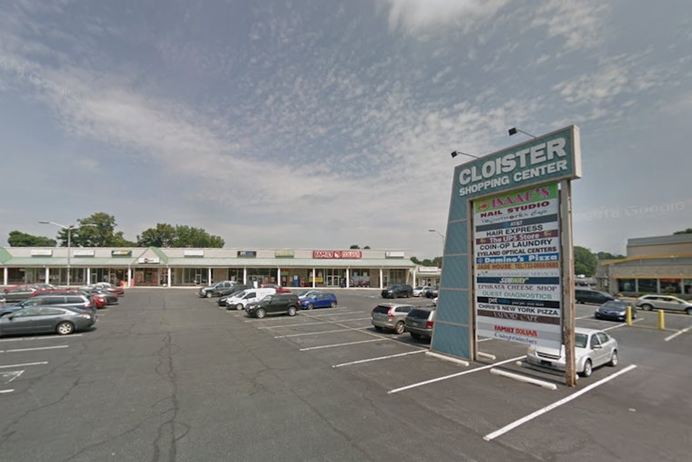 Ephrata Police Investigate Armed Robbery at Tobacco King, Suspect at Large