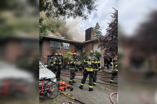 Everett Triplex Fire Claims Lives of Two Cats, Displaces Five Residents
