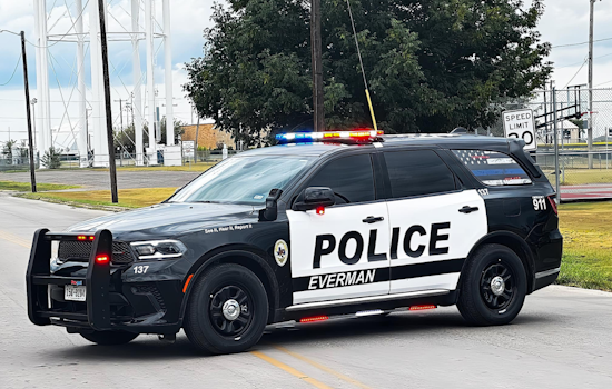 Everman Parkway Eastbound Lane Closed for Traffic Investigation, Authorities Urge Alternate Routes