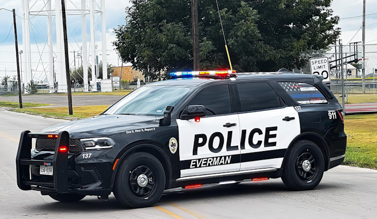 Everman Parkway Eastbound Lane Closed for Traffic Investigation, Authorities Urge Alternate Routes