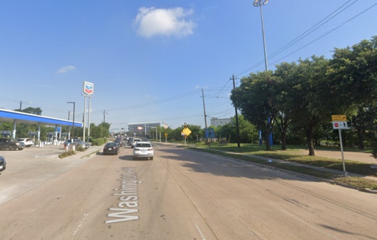 Fatal Crash on Washington Avenue Claims Life of 61-Year-Old Man, Houston Police Investigating