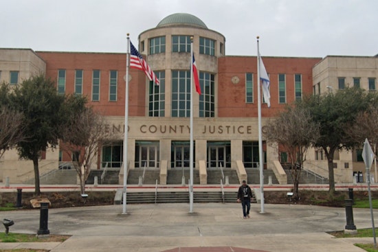 Fatal Dispute over Phone Charging Fee Goes to Fort Bend Grand Jury in Houston