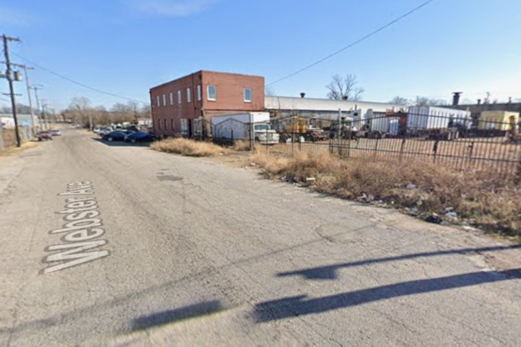 Firefighters Quell Vehicle Blaze Near Memphis's South Main District, Cause Under Investigation