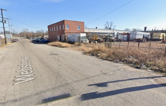 Firefighters Quell Vehicle Blaze Near Memphis's South Main District, Cause Under Investigation