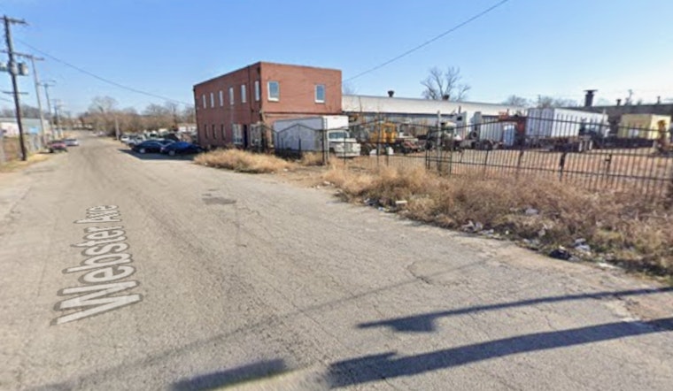 Firefighters Quell Vehicle Blaze Near Memphis's South Main District, Cause Under Investigation
