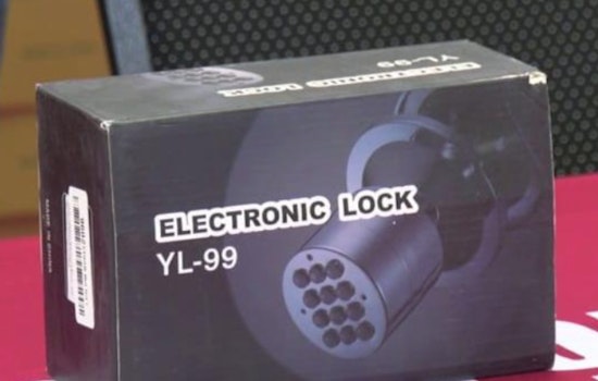 Fort Bend County Sheriff’s Office and Advocate Distribute Free Door Locks to Protect Children with Autism in Houston Area