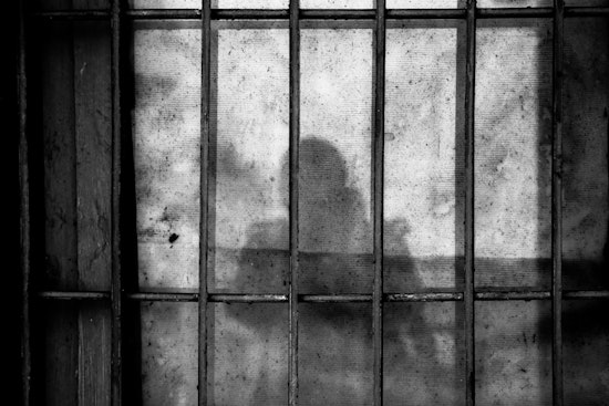 Fort Myers Felon Sentenced to Over 7 Years for Unlawful Gun Possession