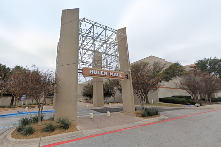 Fort Worth Community Invited to 'Cookies with a COP' Event at Hulen Mall to Strengthen Police Relations