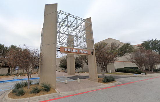 Fort Worth Community Invited to 'Cookies with a COP' Event at Hulen Mall to Strengthen Police Relations