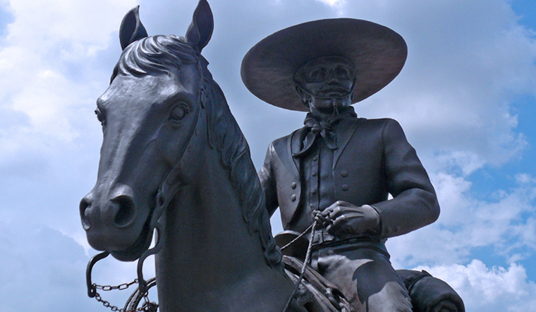 Fort Worth Honors Mexican Cowboy Heritage with 'Vaquero de Fort Worth' Statue at City's Cultural Crossroads