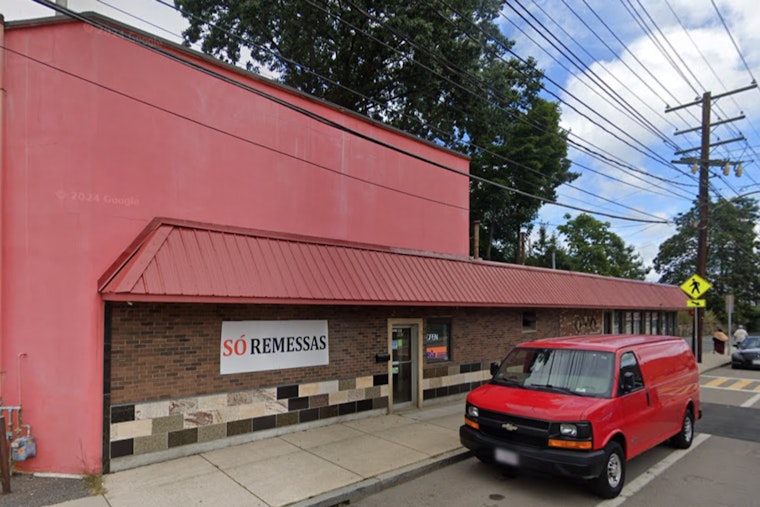 Framingham Community Alert as Police Search for Suspect in Violent Daylight Robbery Outside Check Cashing Business