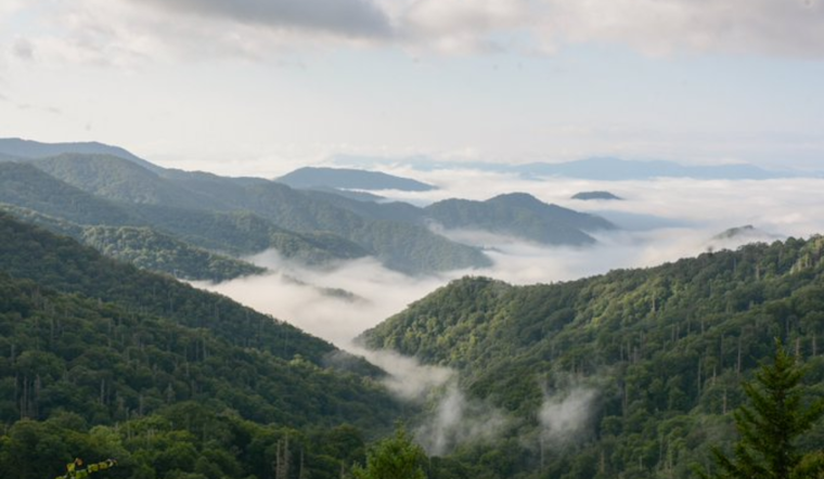 Great Smoky Mountains National Park Visitors Contribute $2.2 Billion to East Tennessee Economy, Supporting Over 33,000 Jobs