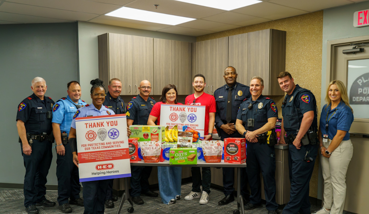 H-E-B Honors Plano Police Department with Helping Heroes Program Recognition