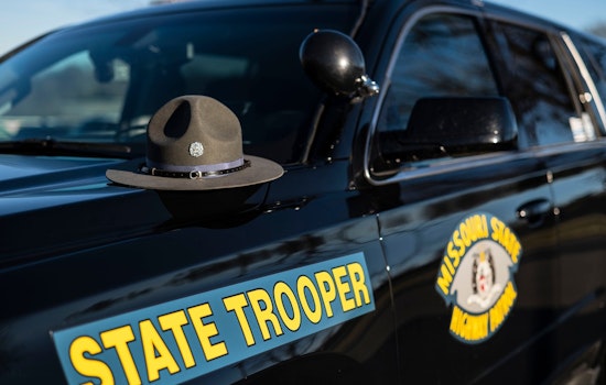 Hazelwood Man Dies After Maserati Strikes Rock Bluff on I-255 in South County