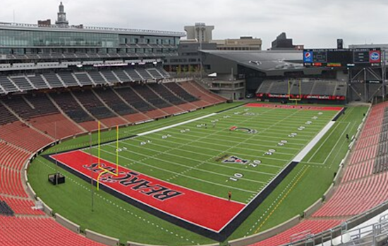 Heartbreak at Nippert Stadium, Cincinnati Bearcats Let 21-Point Lead Slip in Narrow Loss to Pittsburgh Panthers