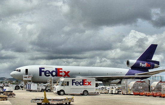 Hialeah FedEx Worker Hailed for Stopping Suspected Package Theft Caught on Camera