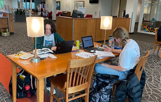 Hillsboro Public Library Empowers Students with Free Resources and Live Tutoring Services