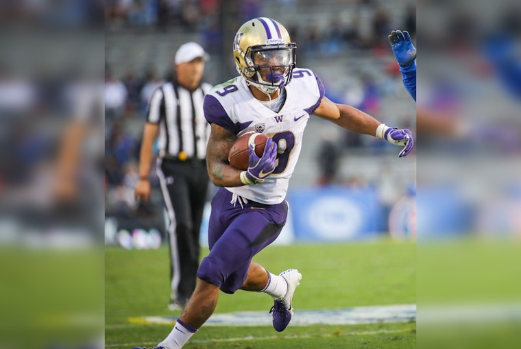 Historic Washington Huskies vs. Washington State Cougars Rivalry Ignites on Peacock Streaming for the 116th Boeing Apple Cup