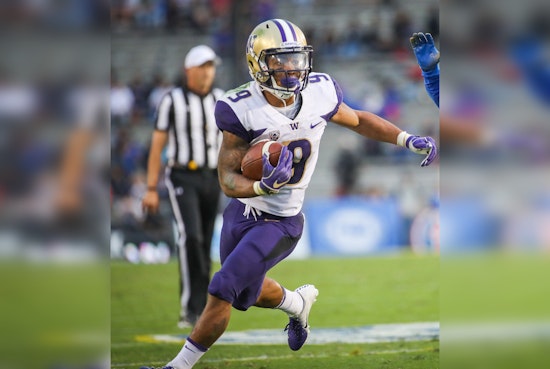 Historic Washington Huskies vs. Washington State Cougars Rivalry Ignites on Peacock Streaming for the 116th Boeing Apple Cup