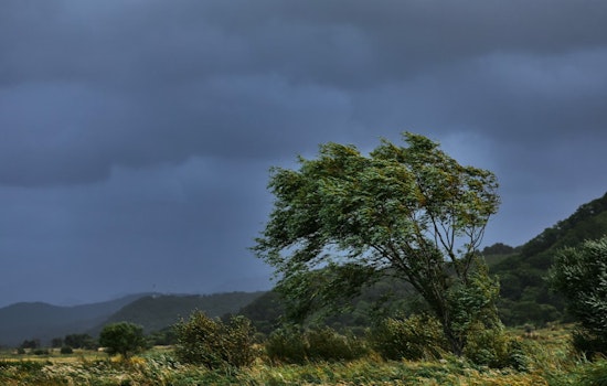 Honolulu Weather, Light Breezes Will Change to Tradewinds with Showers for Hawaii