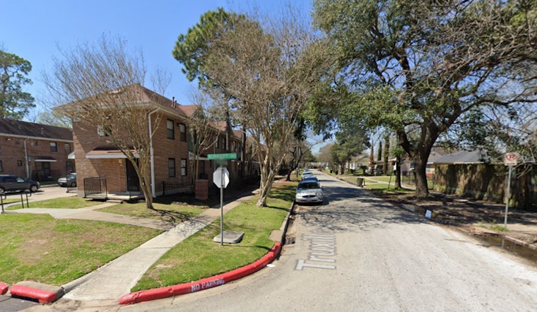 Houston Authorities Investigate After Woman Found Deceased Following Apartment Fire on Truxillo Street