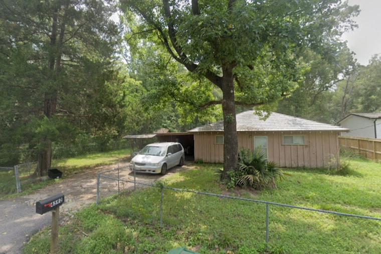 Houston Authorities Probe Mysterious Death of Man Found on Dunnam Road
