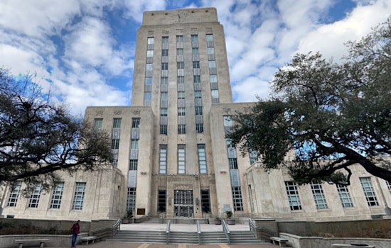 Houston Council Members Push to Scrap Sidewalk Rules for New Homes Amidst Public Debate