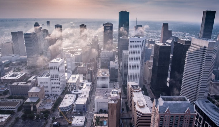 Houston Greets Weekend with Sunny Skies and Cooler Winds as Rain Looms Next Week