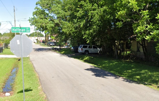 Houston Man, 65, Dies in Single-Vehicle Crash on Hoffman Street, Police Investigate