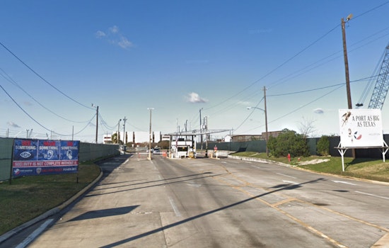 Houston on the Brink: Port of Houston Faces Shutdown as Longshoremen's Strike Looms