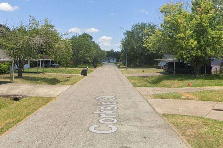 Houston Police Fatally Shoot Armed Man Who Opened Fire Near Corksie Street, Second Victim Found Dead Close By