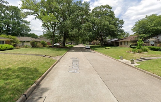 Houston Police Officer Wounded in Gunfire Exchange During Home Invasion Response, Two Suspects Detained