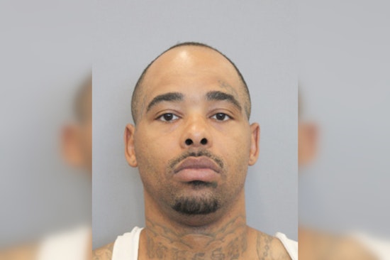 Houston Police Seek Suspect Kevan Hall in Daylight Robbery of Elderly Woman at Crypto Kiosk