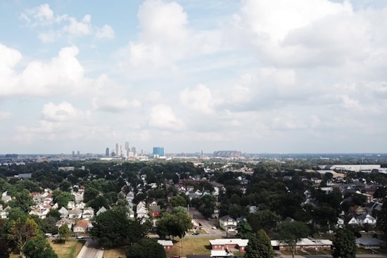Indianapolis Braces for Mixed Weather with Sunny Conditions Today, Showers Likely on Friday, and Clear Skies for the Weekend