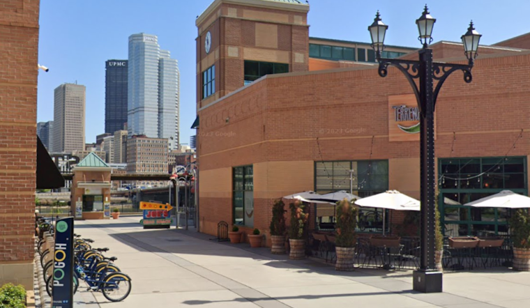 Joe's Crab Shack Closes Abruptly, Leaving Pittsburgh Patrons Bewildered and Concerned for Local Economy