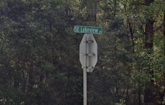Keystone Heights Woman Injured in Hit-and-Run on State Road 100, Authorities Seek Driver