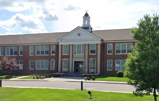 Ladue Horton Watkins High School in St. Louis County Cancels Classes Amid Bomb Threat Investigation