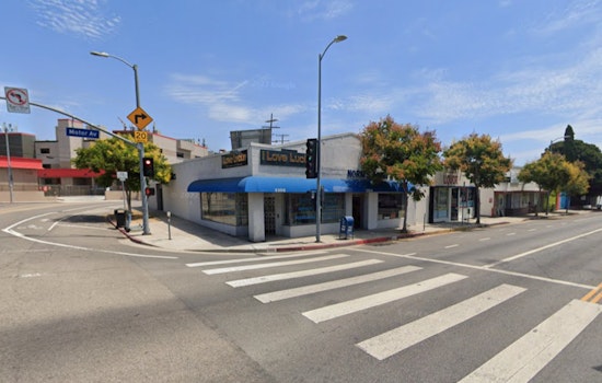 LAFD Extinguishes Commercial Blaze in Palms with No Injuries, Probing Cause of Fire