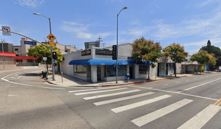 LAFD Extinguishes Commercial Blaze in Palms with No Injuries, Probing Cause of Fire